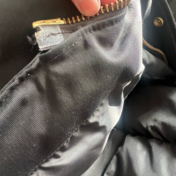 Moose knuckles jacket gold and black - Picture 9 of 10